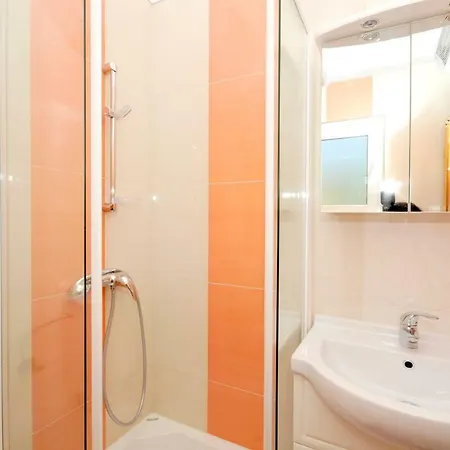 Beric شقة تروغير